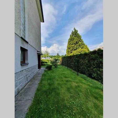 Family Apartment With Garden And Parking Spot Ceske Budejovice Exterior photo