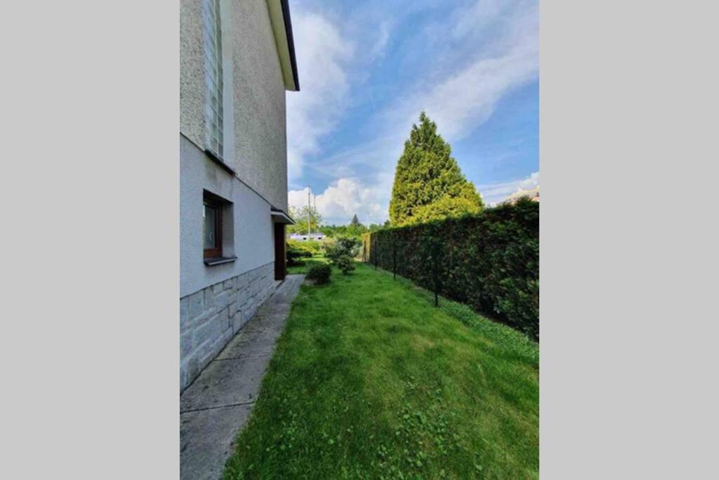 Family Apartment With Garden And Parking Spot Ceske Budejovice Exterior photo